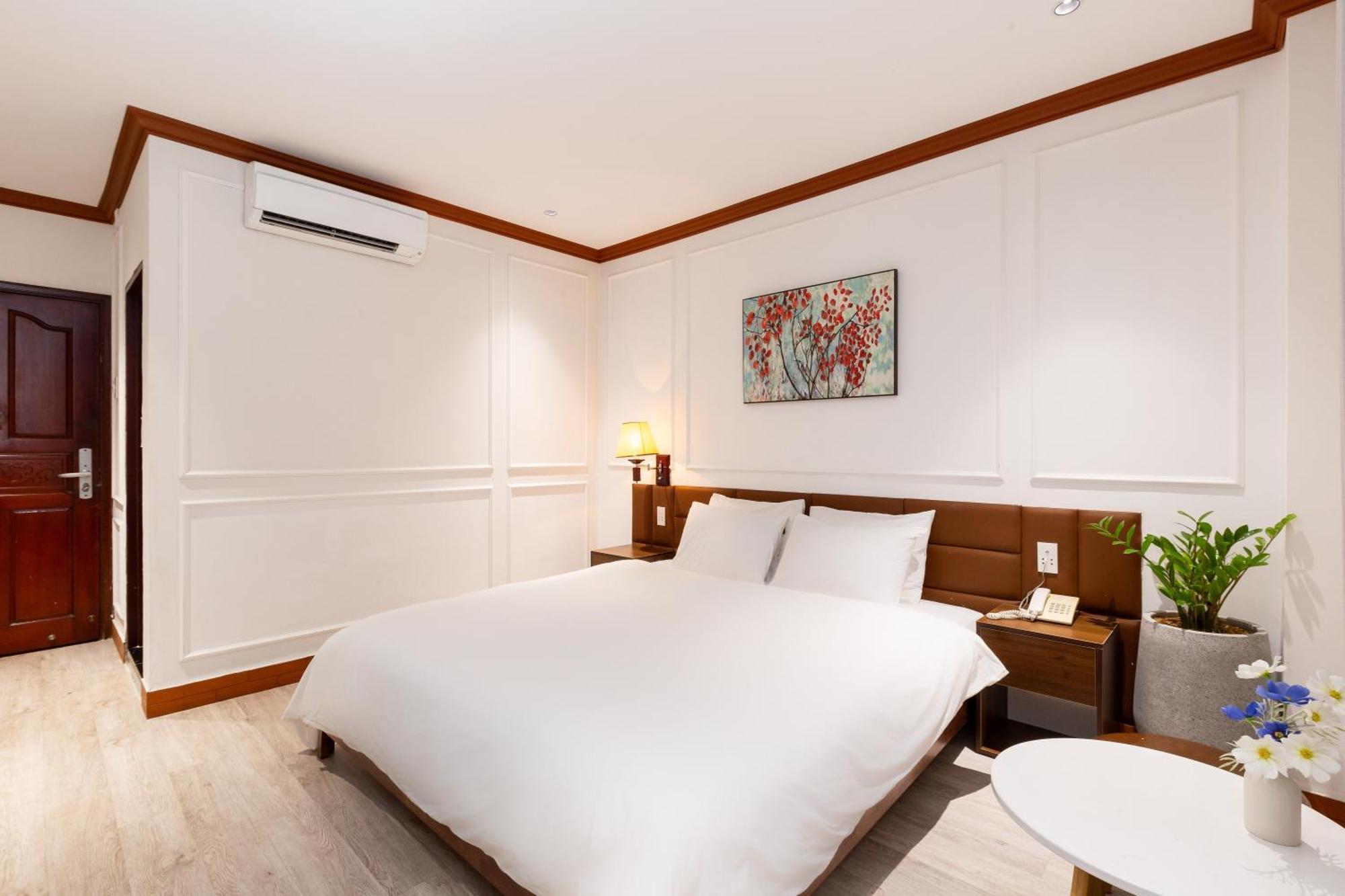 Matterhorn Hotel โฮจิมินห์ซิตี้ ภายนอก รูปภาพ