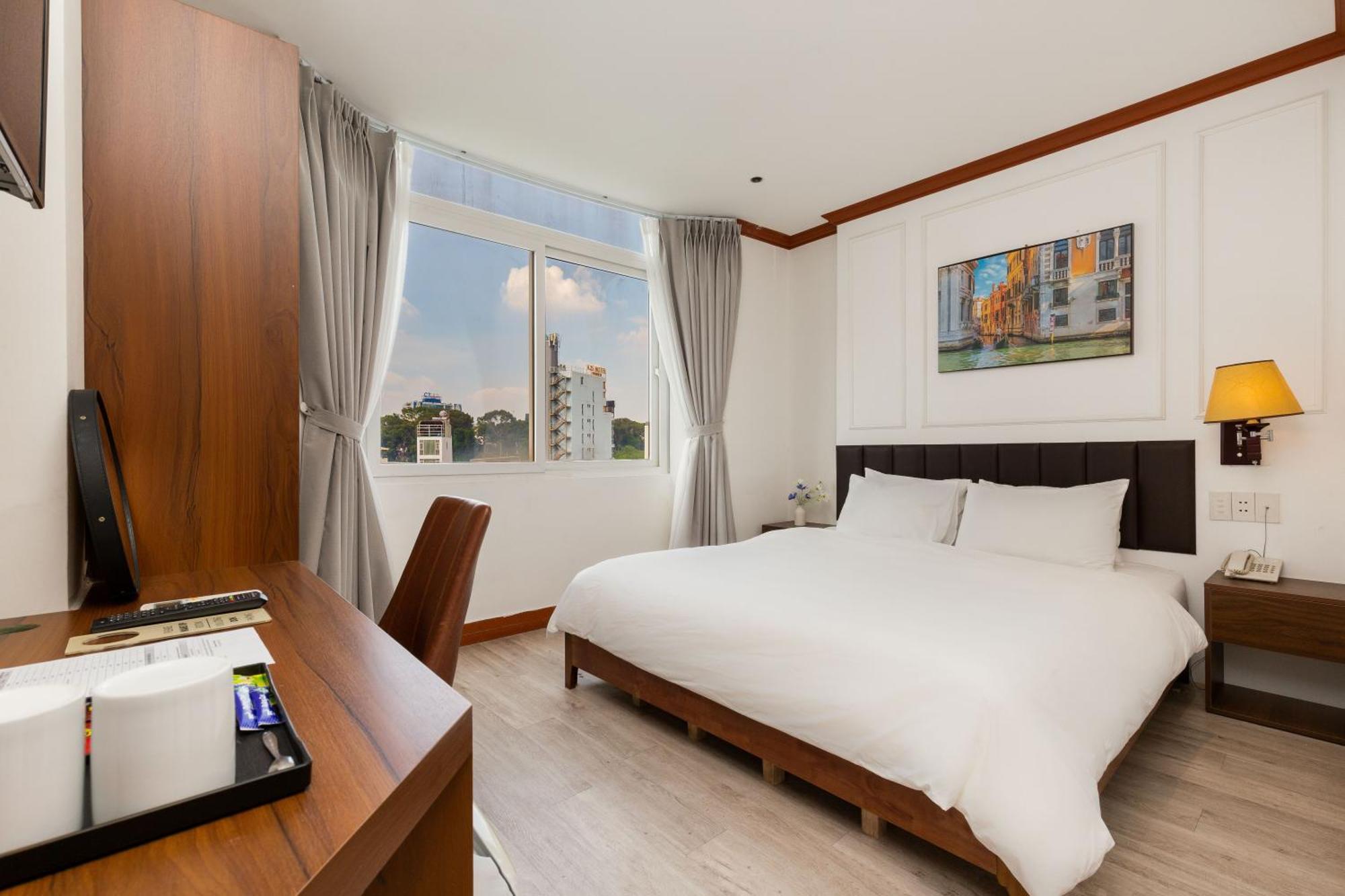 Matterhorn Hotel โฮจิมินห์ซิตี้ ภายนอก รูปภาพ